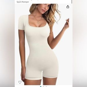 QQQ stretchy romper